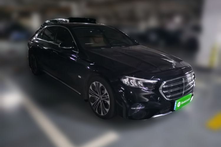 Used Mercedes-Benz E-Class 2025 E 300 L Luxury Model Front Right 45 Deg