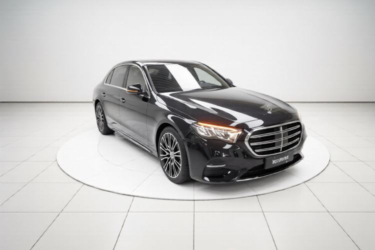 Used Mercedes-Benz E-Class 2025 Facelift E 300 L Luxury Edition Front Right 45 Deg