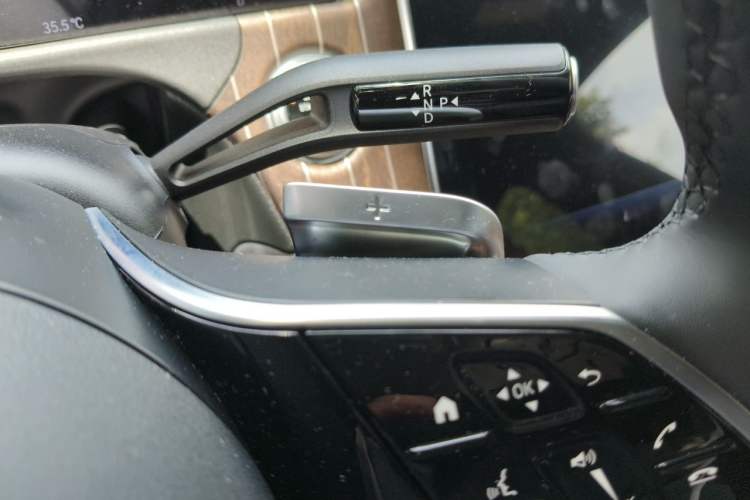 Used Mercedes-Benz E-Class 2025 E 300 L Stylish Model Gear Lever