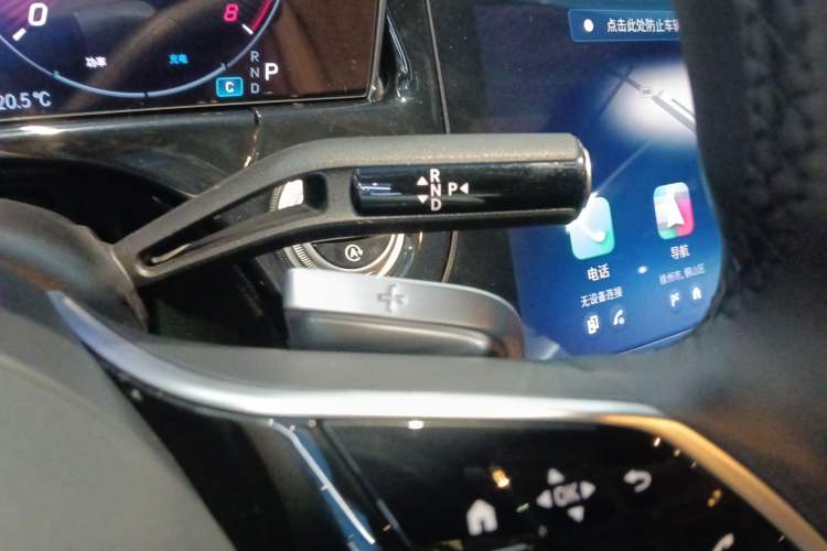 Used Mercedes-Benz E-Class 2025 Facelift E 300 L Luxury Edition Gear Lever