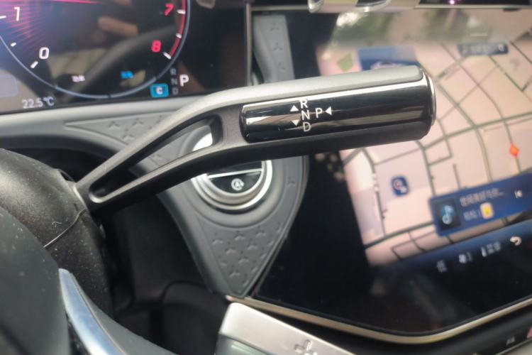 Used Mercedes-Benz E-Class 2025 Facelift E 300 L Luxury Edition Gear Lever