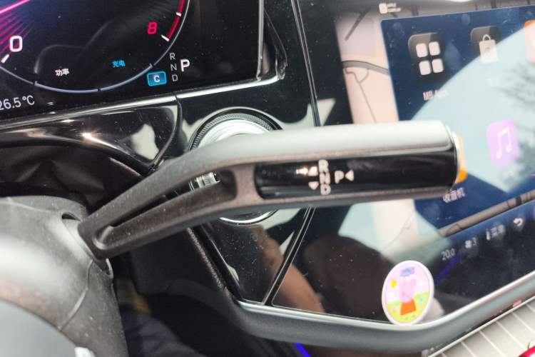 Used Mercedes-Benz E-Class 2025 E 300 L Luxury Model Gear Lever