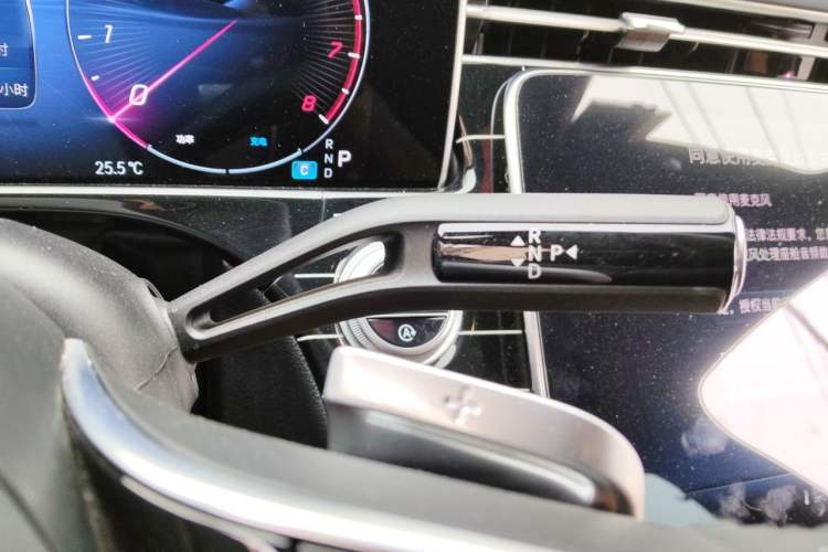 Used Mercedes-Benz E-Class 2025 E 260 L Gear Lever