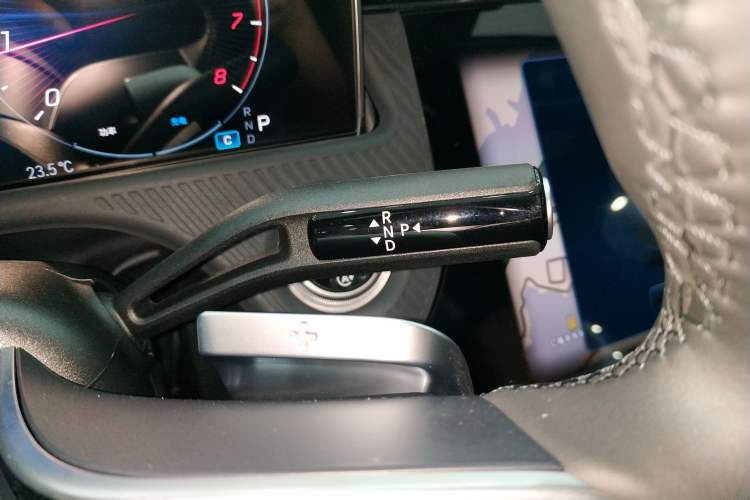 Used Mercedes-Benz E-Class 2025 E 300 L Luxury Model Gear Lever