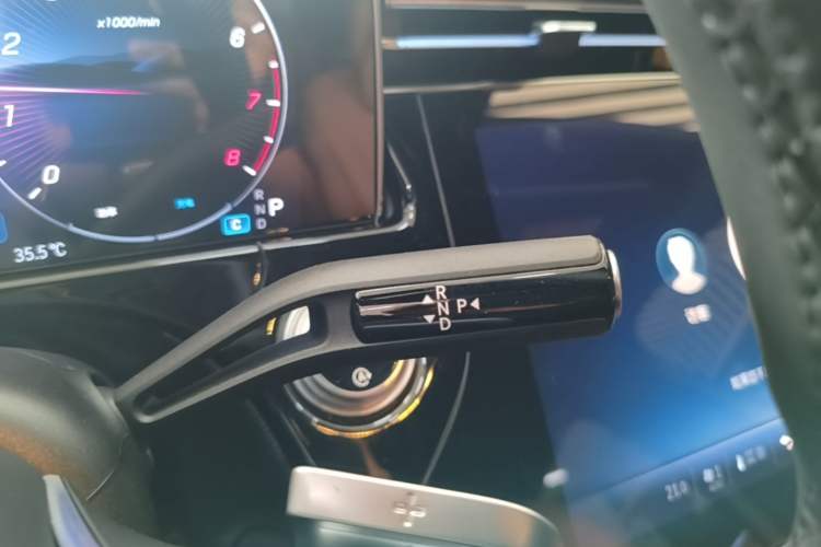 Used Mercedes-Benz E-Class 2025 E 300 L Luxury Model Gear Lever