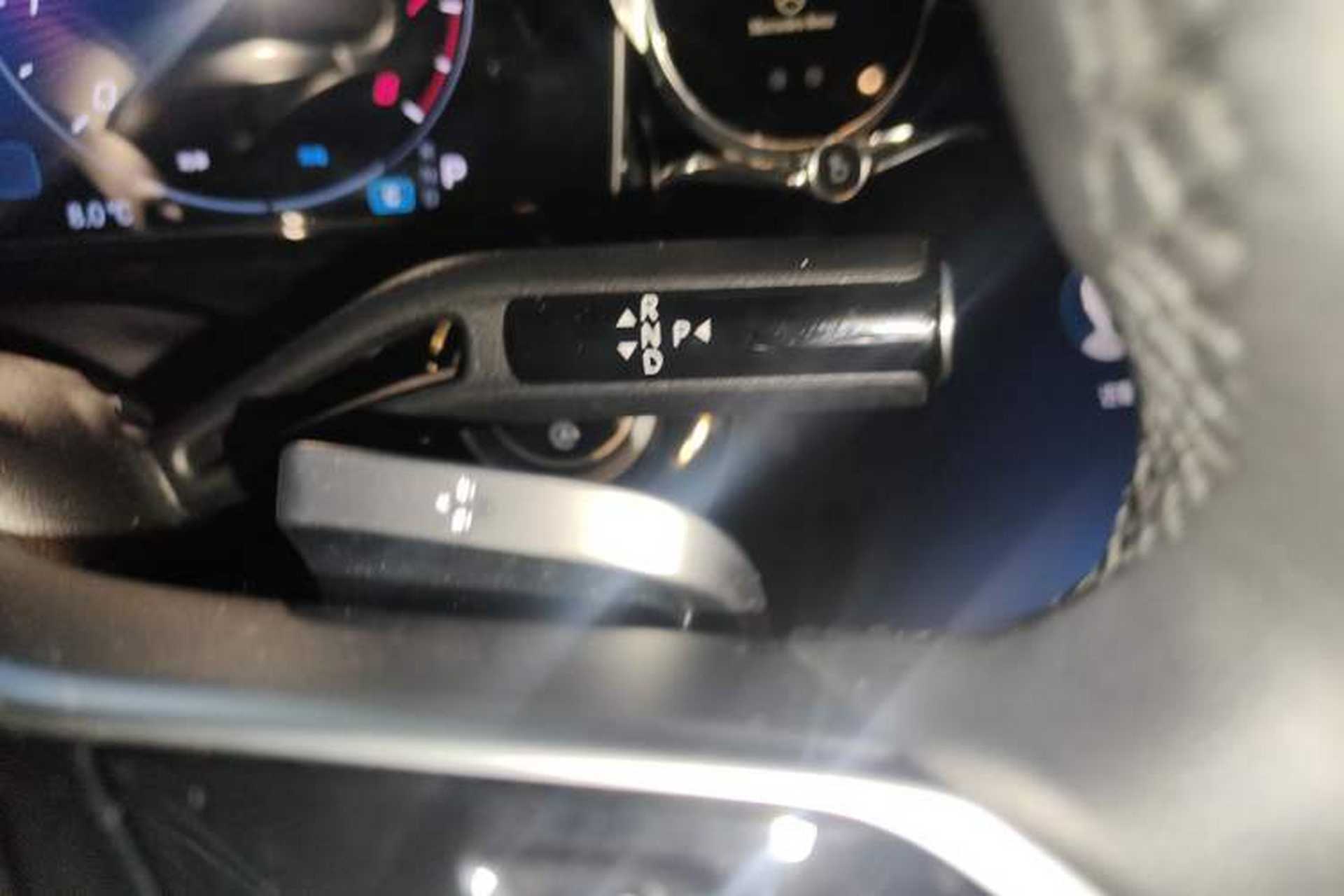 Used Mercedes-Benz E-Class 2025 Facelift E 300 L Luxury Edition Gear Lever