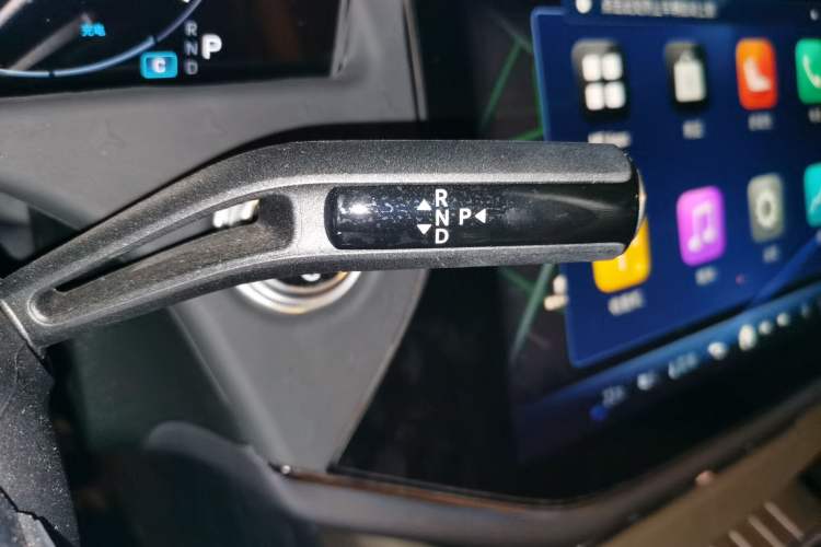 Used Mercedes-Benz E-Class 2025 E 300 L Luxury Model Gear Lever