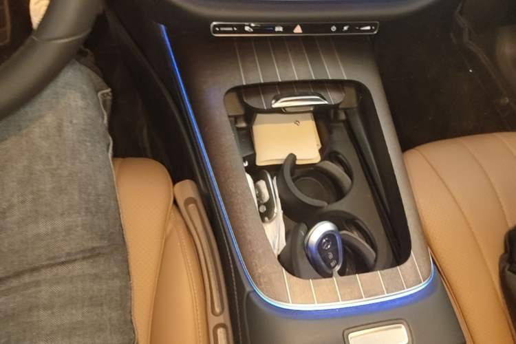 Used Mercedes-Benz E-Class 2025 E 300 L Luxury Model Gear Lever