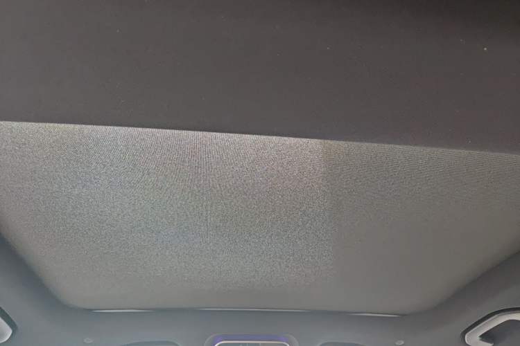 Used Mercedes-Benz E-Class 2025 Facelift E 300 L Luxury Edition Headliner