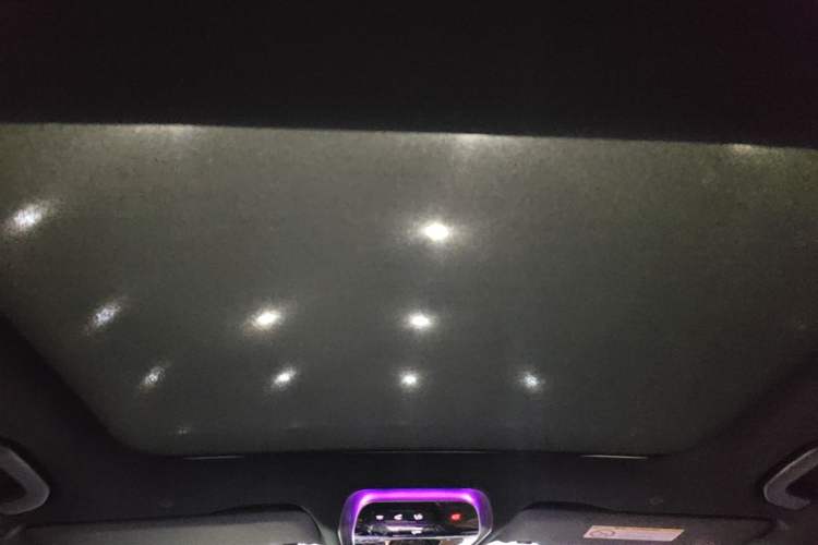 Used Mercedes-Benz E-Class 2025 Facelift E 300 L Fashion Edition Headliner