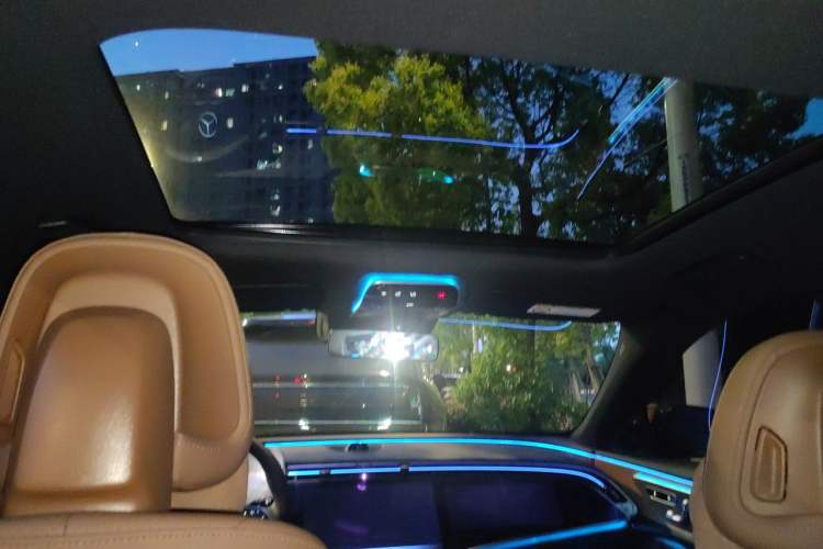 Used Mercedes-Benz E-Class 2025 E 300 L Luxury Model Headliner