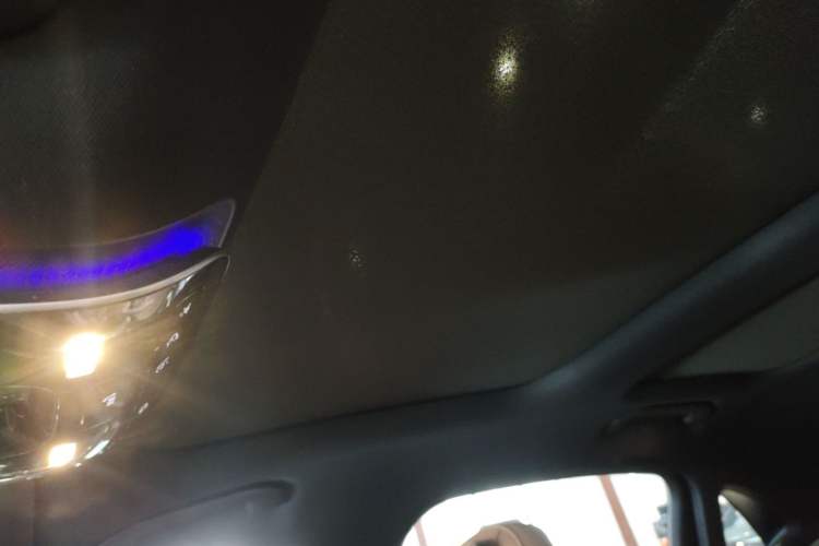Used Mercedes-Benz E-Class 2025 Facelift E 300 L Luxury Edition Headliner