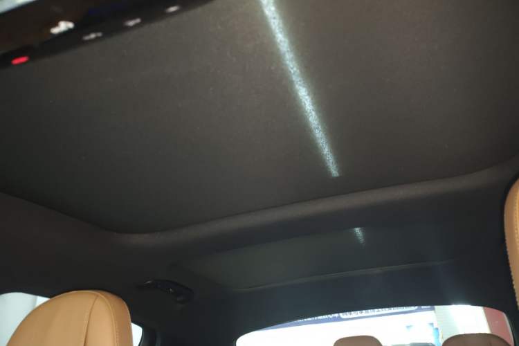 Used Mercedes-Benz E-Class 2025 Facelift E 300 L Luxury Edition Headliner