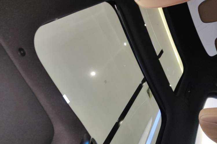 Used Mercedes-Benz E-Class 2025 E 300 L Luxury Model Headliner