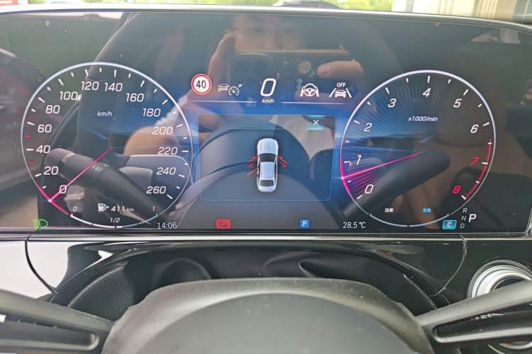 Used Mercedes-Benz E-Class 2025 Facelift E 300 L Luxury Edition Instrument Cluster