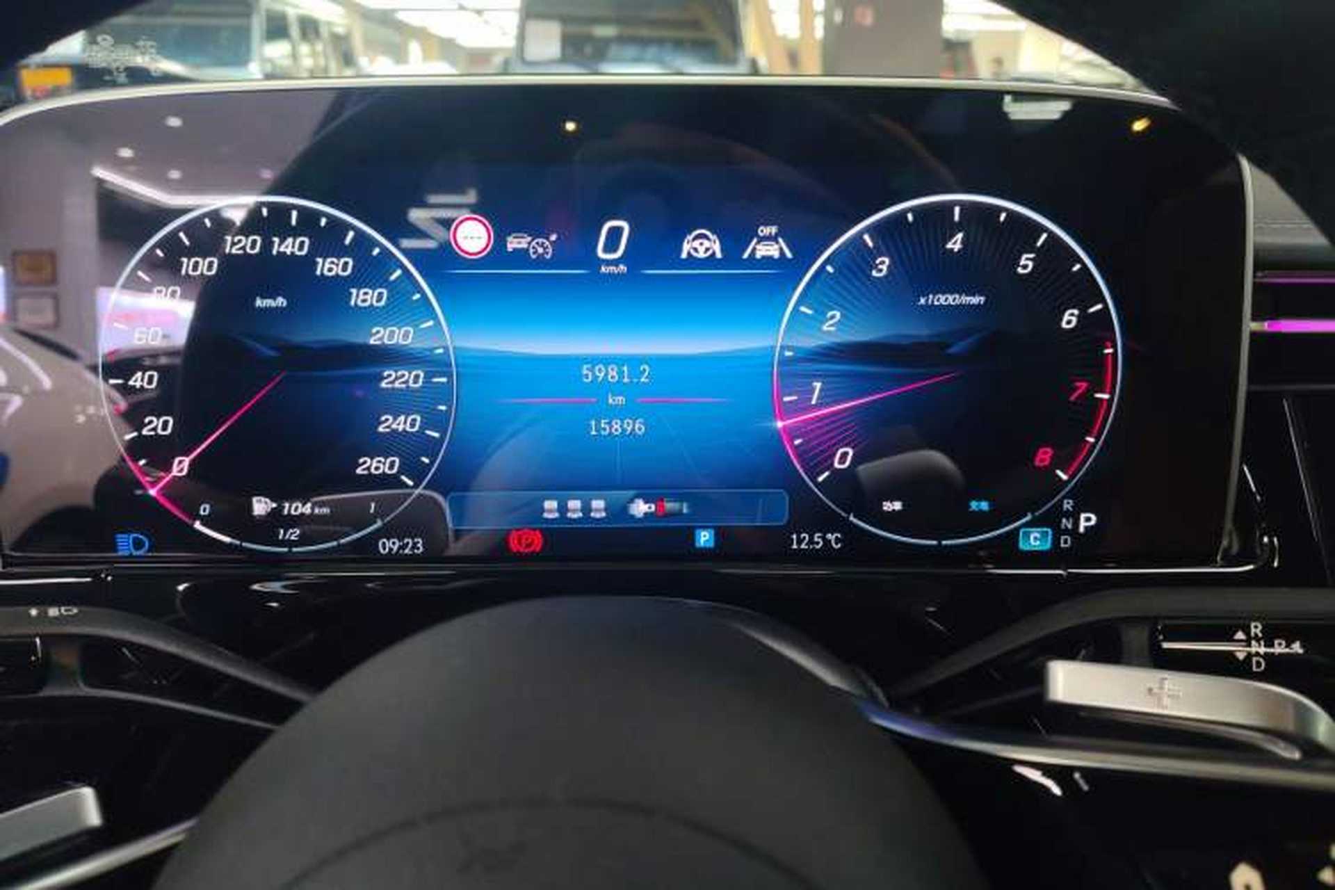 Used Mercedes-Benz E-Class 2025 E 300 L Luxury Model Instrument Cluster