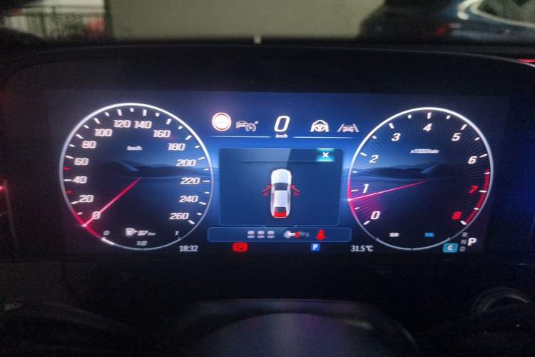 Used Mercedes-Benz E-Class 2025 E 300 L Luxury Model Instrument Cluster