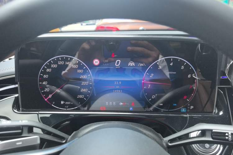 Used Mercedes-Benz E-Class 2025 Facelift E 300 L Luxury Edition Instrument Cluster