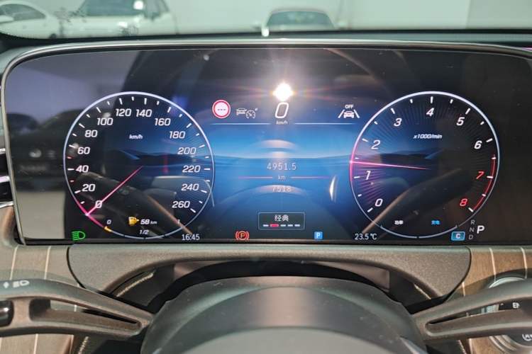 Used Mercedes-Benz E-Class 2025 Facelift E 300 L Fashion Edition Instrument Cluster