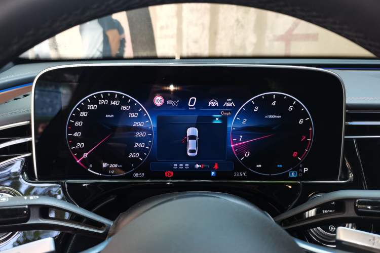 Used Mercedes-Benz E-Class 2025 E 300 L Luxury Model Instrument Cluster