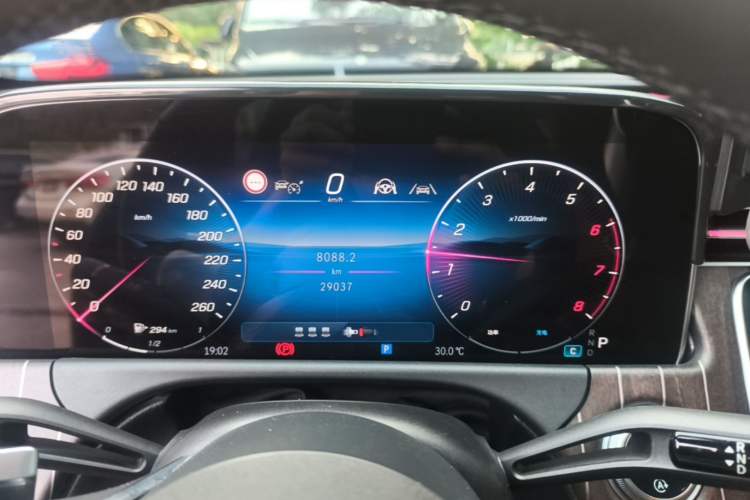 Used Mercedes-Benz E-Class 2025 E 300 L Stylish Model Instrument Cluster