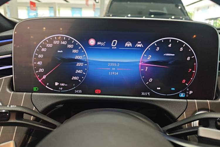 Used Mercedes-Benz E-Class 2025 Facelift E 300 L Fashion Edition Instrument Cluster
