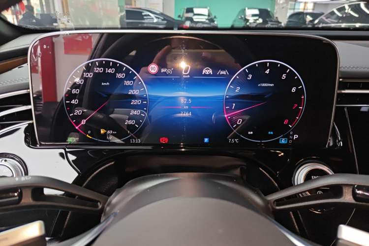 Used Mercedes-Benz E-Class 2025 Facelift E 300 L Luxury Edition Instrument Cluster