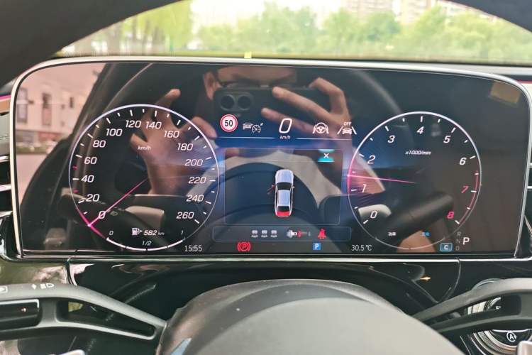 Used Mercedes-Benz E-Class 2025 E 300 L Luxury Model Instrument Cluster