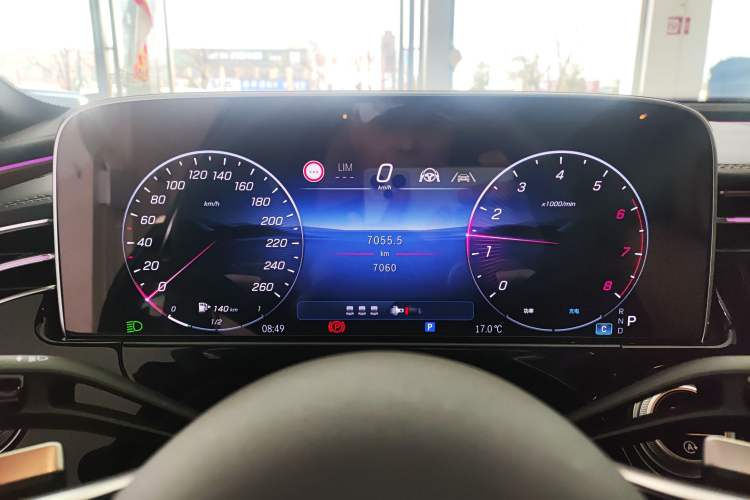 Used Mercedes-Benz E-Class 2025 E 300 L Luxury Model Instrument Cluster