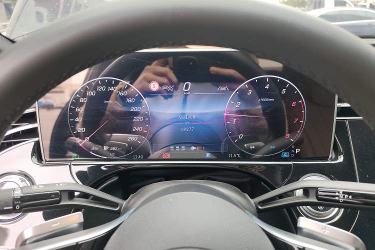 Used Mercedes-Benz E-Class 2025 E 300 L Luxury Model Instrument Cluster