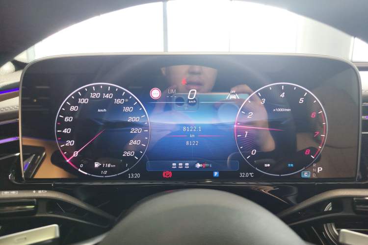 Used Mercedes-Benz E-Class 2025 E 300 L Luxury Model Instrument Cluster