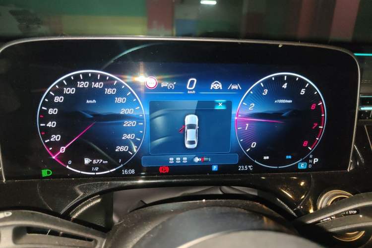 Used Mercedes-Benz E-Class 2025 Facelift E 300 L Fashion Edition Instrument Cluster