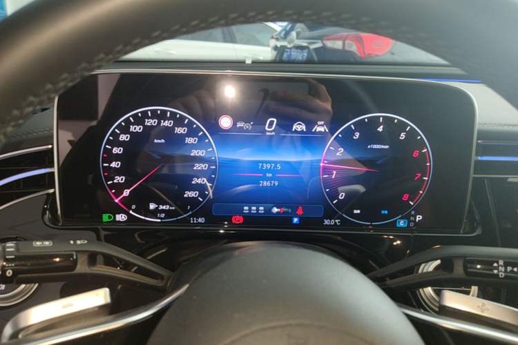 Used Mercedes-Benz E-Class 2025 E 300 L Luxury Model Instrument Cluster