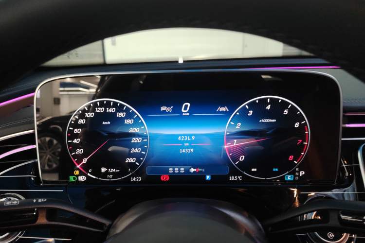 Used Mercedes-Benz E-Class 2025 E 260 L Instrument Cluster