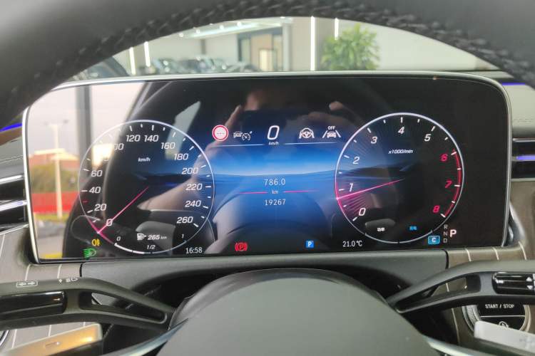 Used Mercedes-Benz E-Class 2025 E 300 L Stylish Model Instrument Cluster