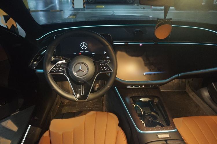 Used Mercedes-Benz E-Class 2025 Facelift E 300 L Luxury Edition Interior 2