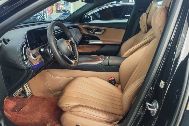 Used Mercedes-Benz E-Class 2025 E 300 L Stylish Model Interior 2