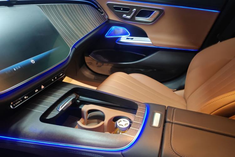 Used Mercedes-Benz E-Class 2025 E 300 L Stylish Model Interior 2