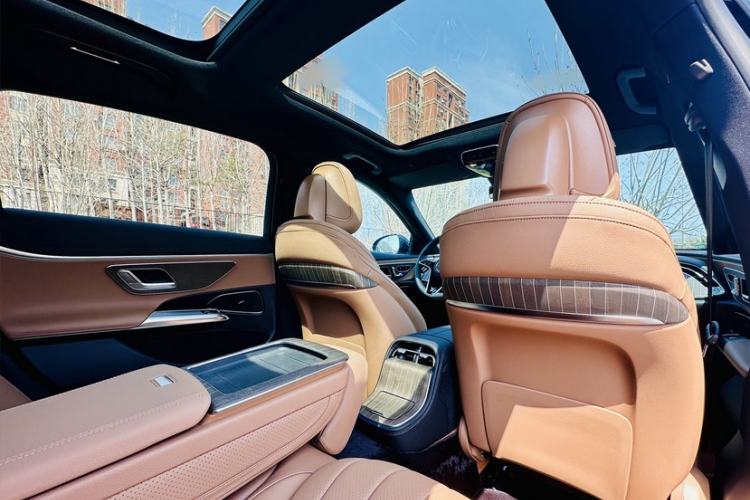 Used Mercedes-Benz E-Class 2025 E 300 L Stylish Model Interior 3
