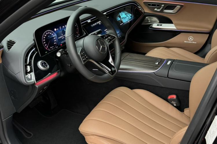 Used Mercedes-Benz E-Class 2025 E 300 L Luxury Model Interior 3