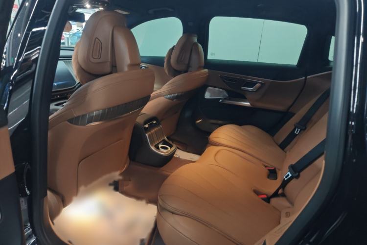 Used Mercedes-Benz E-Class 2025 E 300 L Stylish Model Interior 4