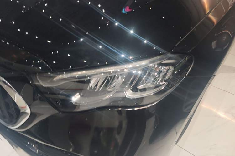 Used Mercedes-Benz E-Class 2025 E 300 L Luxury Model Left Front Headlight