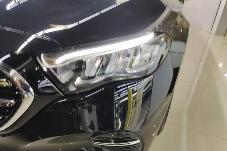 Used Mercedes-Benz E-Class 2025 E 260 L Left Front Headlight