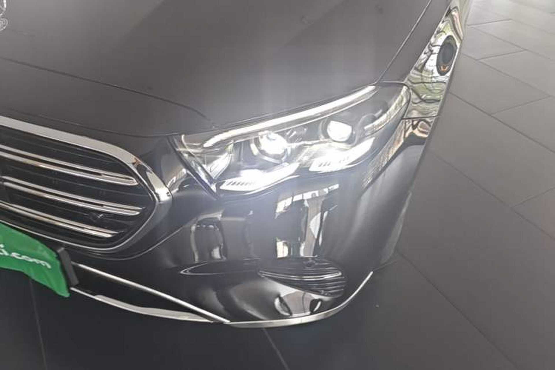 Used Mercedes-Benz E-Class 2025 E 300 L Luxury Model Left Front Headlight