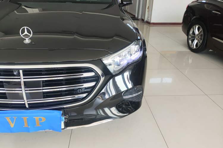 Used Mercedes-Benz E-Class 2025 E 300 L Luxury Model Left Front Headlight
