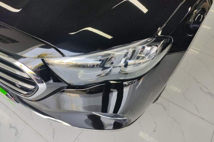 Used Mercedes-Benz E-Class 2025 E 260 L Left Front Headlight