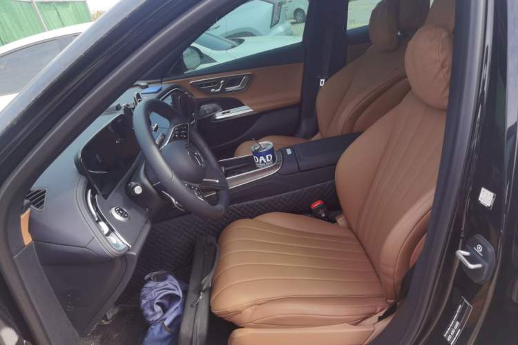 Used Mercedes-Benz E-Class 2025 Facelift E 300 L Luxury Edition Left Front Seat