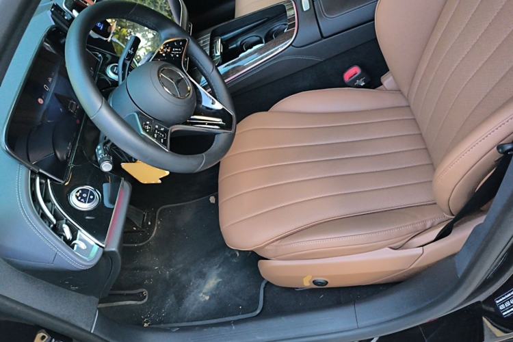 Used Mercedes-Benz E-Class 2025 E 300 L Luxury Model Left Front Seat