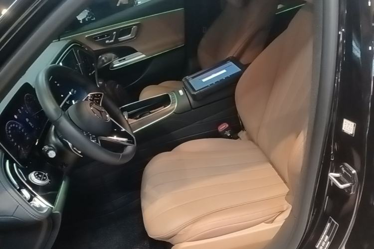 Used Mercedes-Benz E-Class 2025 Facelift E 300 L Luxury Edition Left Front Seat