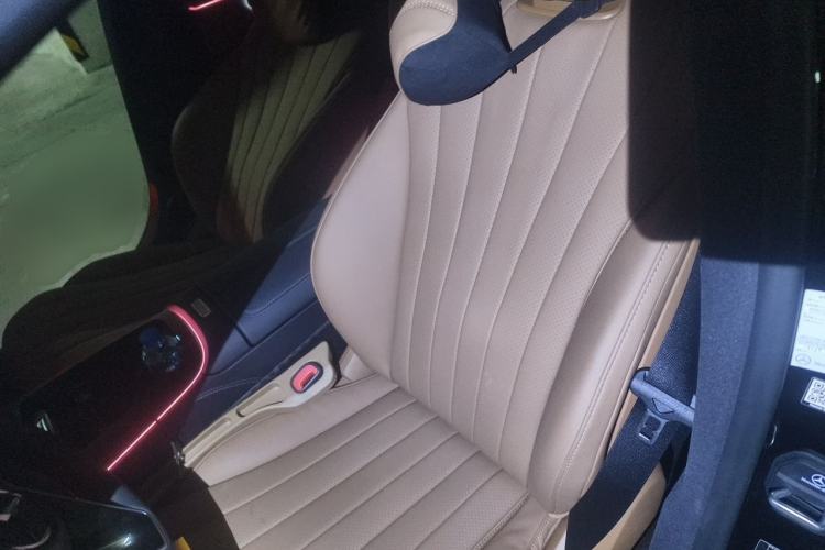 Used Mercedes-Benz E-Class 2025 E 300 L Luxury Model Left Front Seat